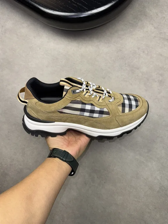 Burberry Shoe