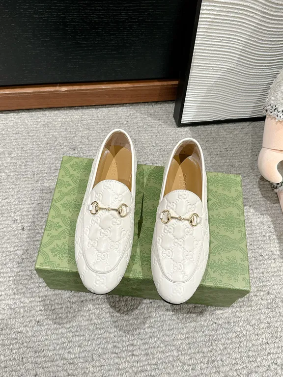 Gucci Shoe