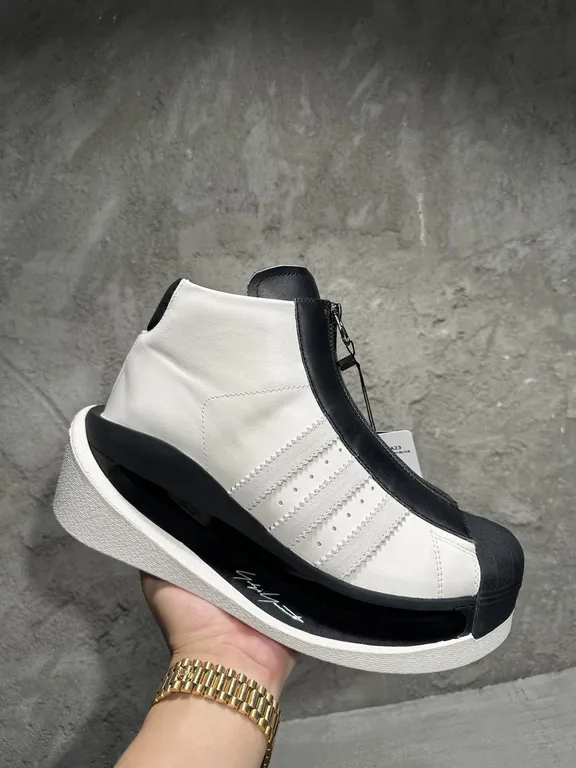 Y3 Shoe