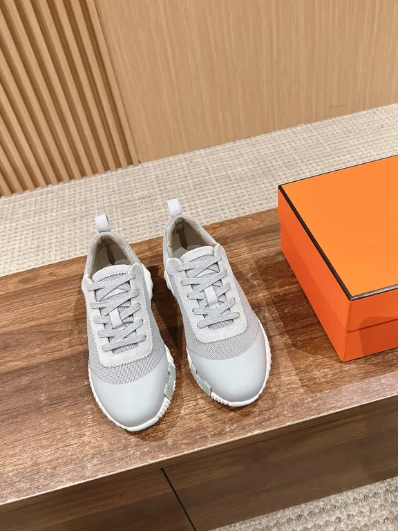 Hermes Shoe