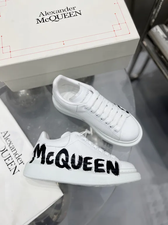 Alexander McQueen Shoe