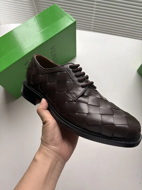 Bottega Veneta Shoe