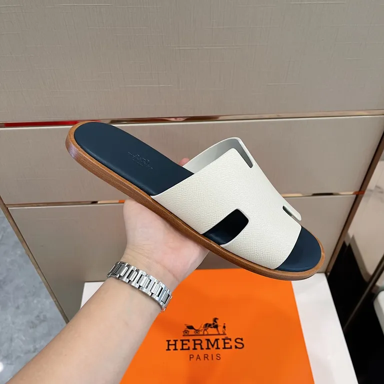 Hermes Shoe