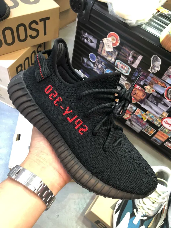 Yeezy Shoe