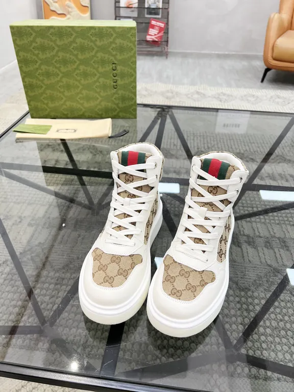 Gucci Shoe