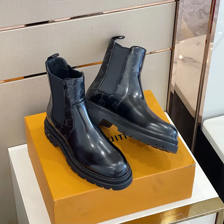 Louis Vuitton Shoe