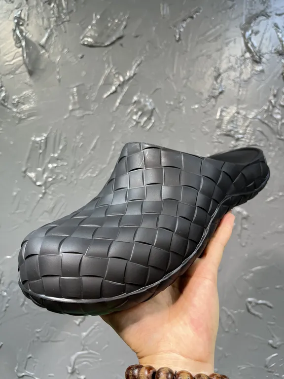 Bottega Veneta Shoe