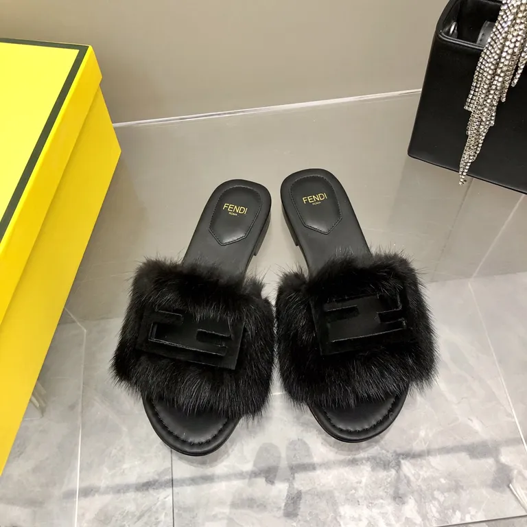 Fendi Shoe