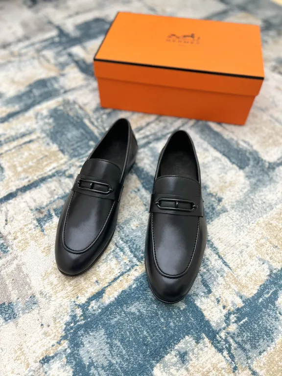 Hermes Shoe