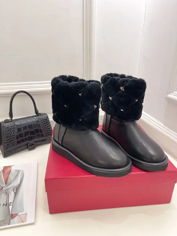 Valentino Shoe