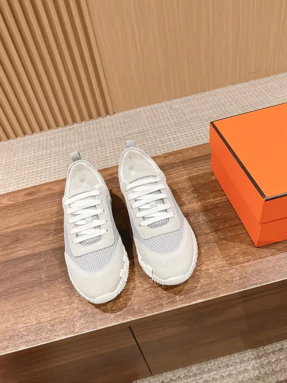 Hermes Shoe