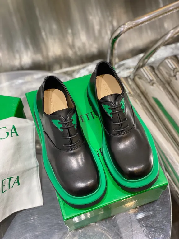 Bottega Veneta Shoe