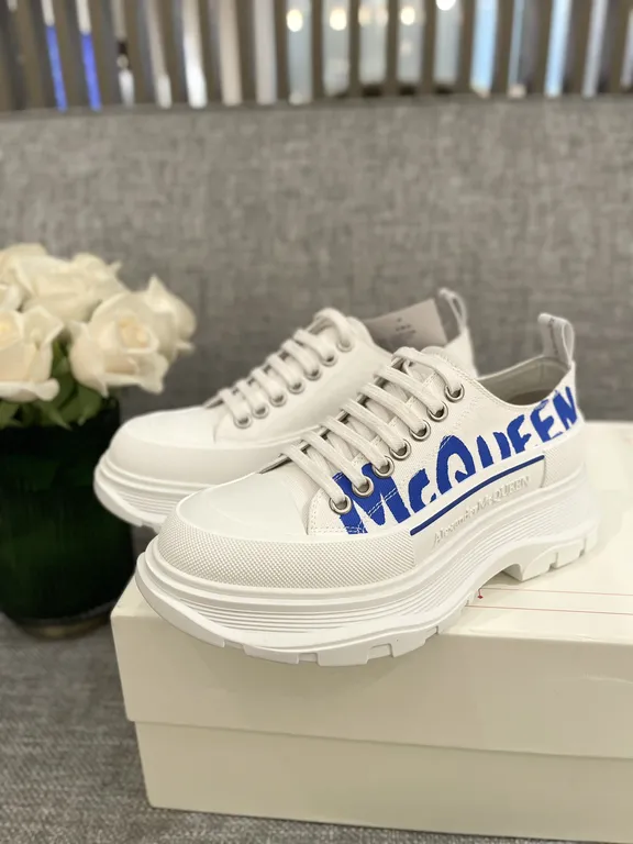 Alexander McQueen Shoe