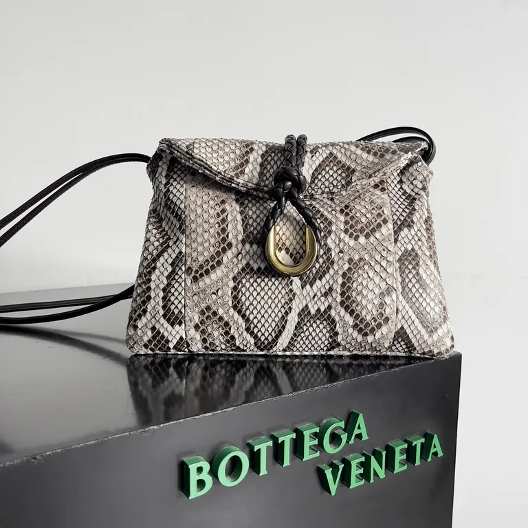 Bottega Veneta Bag