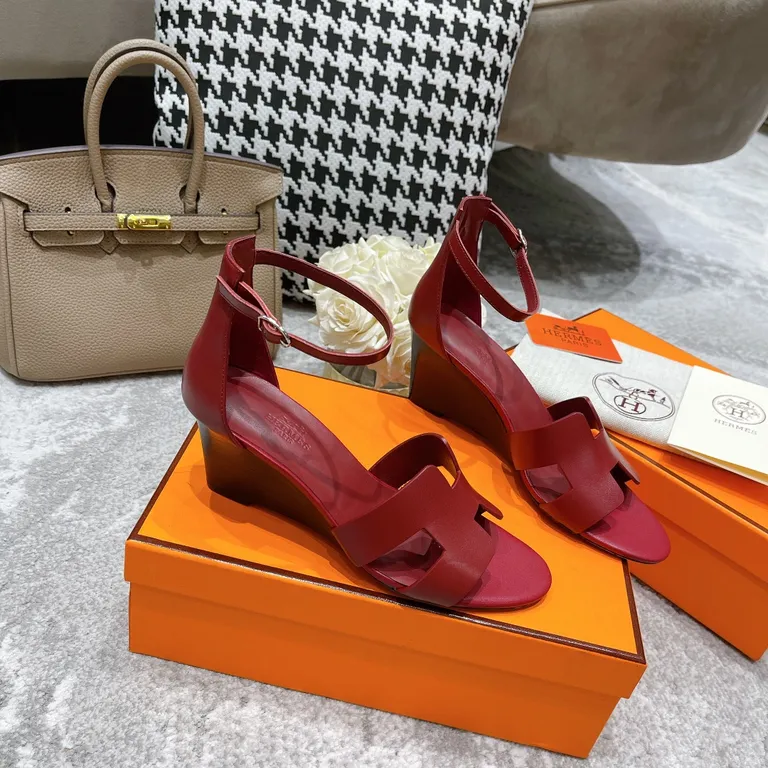 Hermes Shoe