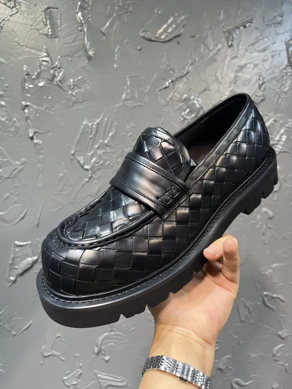 Bottega Veneta Shoe