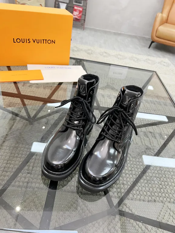 Louis Vuitton Shoe