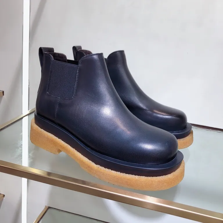 Bottega Veneta Shoe