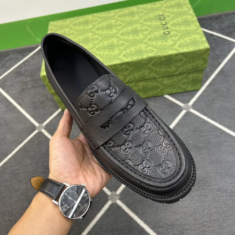 Gucci Shoe