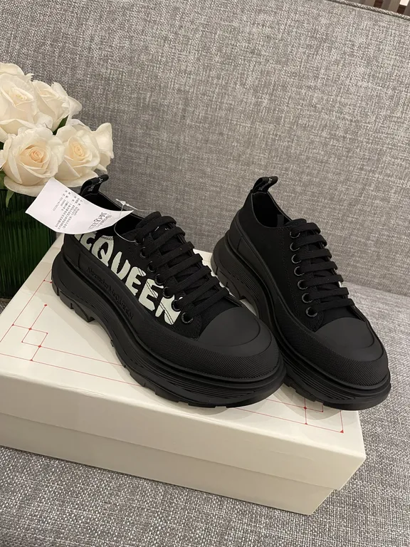 Alexander McQueen Shoe