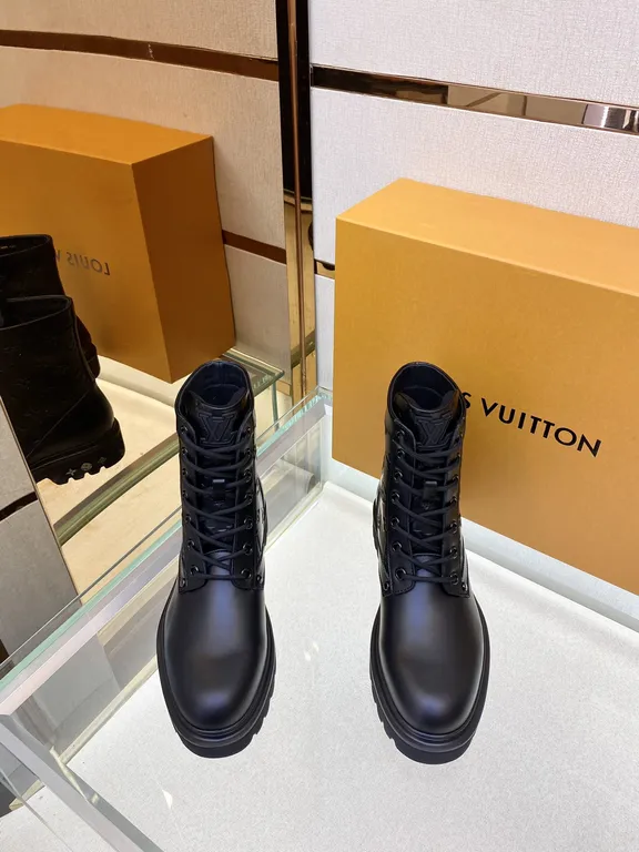 Louis Vuitton Shoe