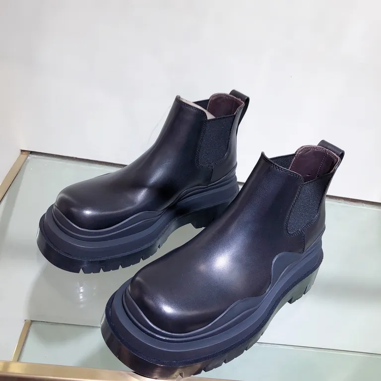 Bottega Veneta Shoe