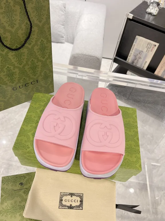 Gucci Shoe