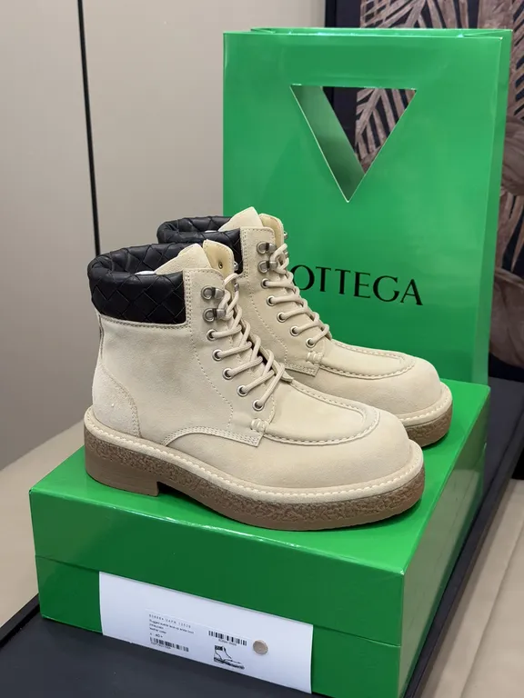 Bottega Veneta Shoe