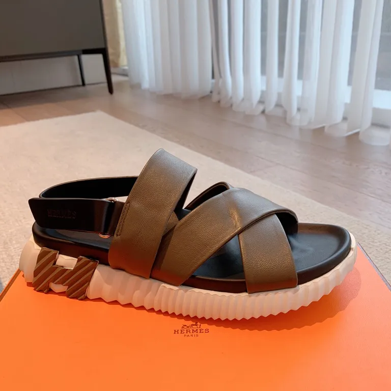 Hermes Shoe