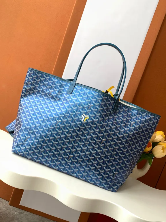 Goyard Bag