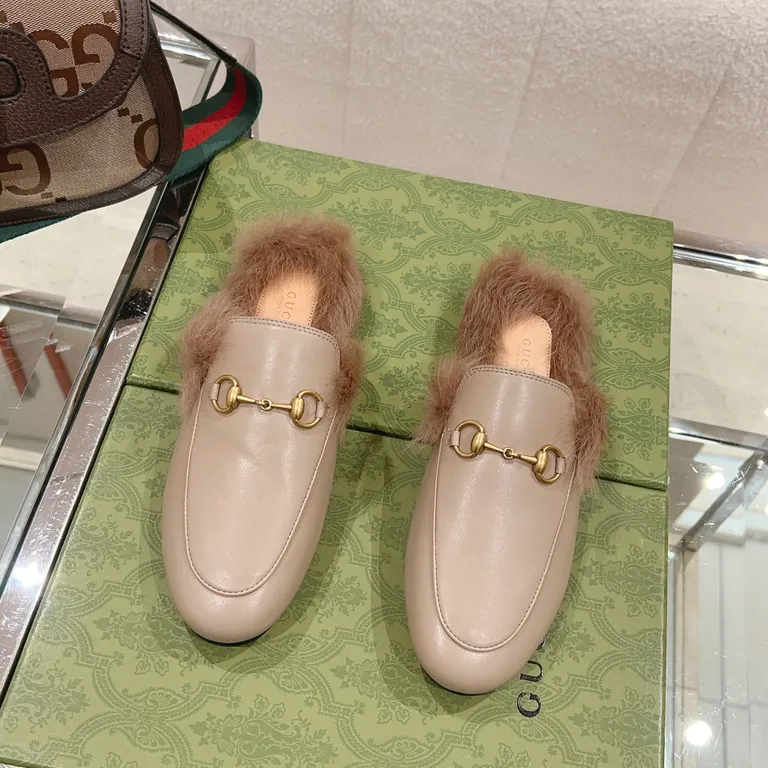 Gucci Shoe