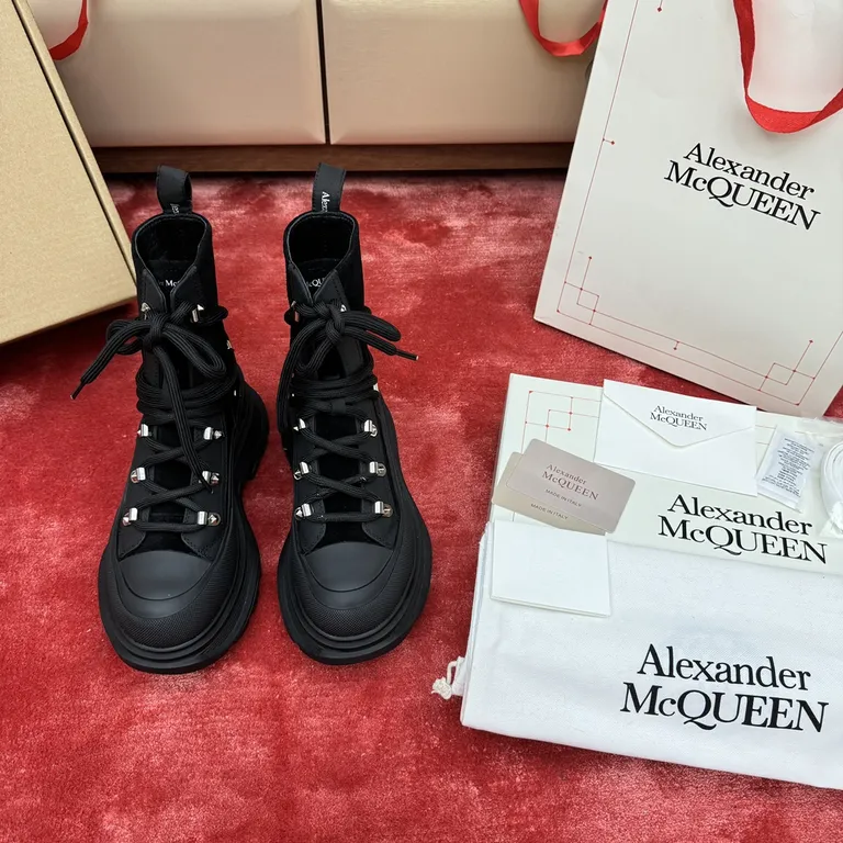 Alexander McQueen Shoe