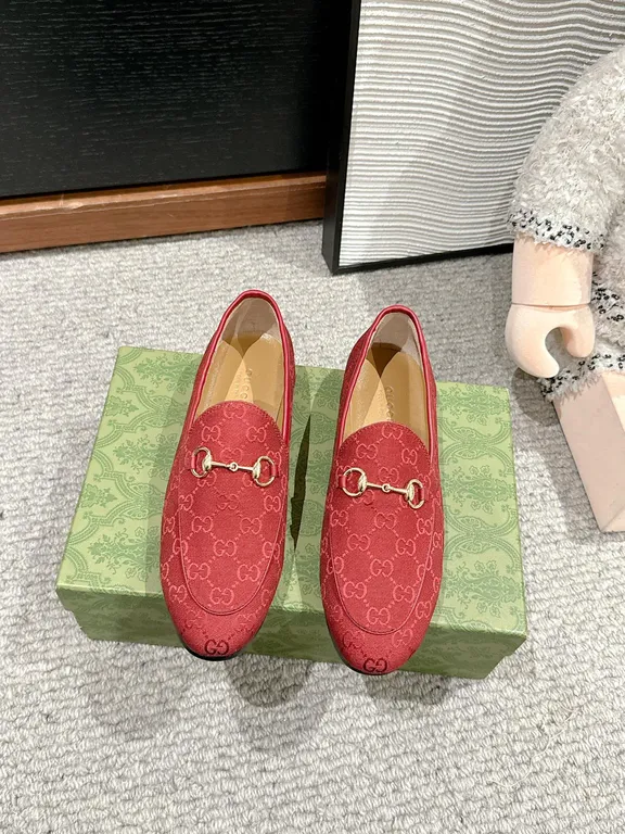 Gucci Shoe