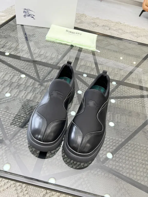 Burberry Shoe