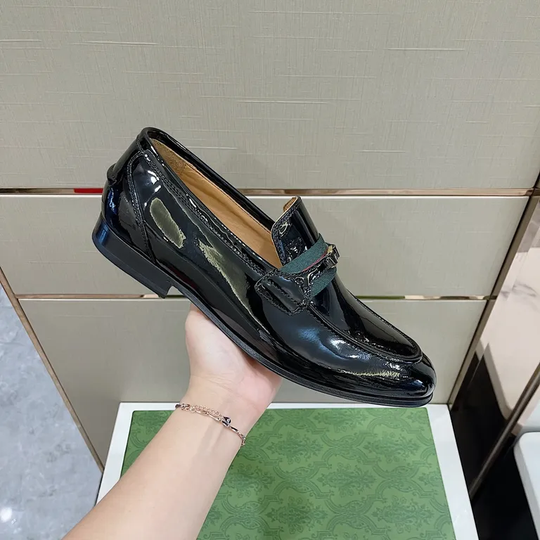 Gucci Shoe