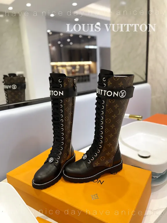 Louis Vuitton Shoe