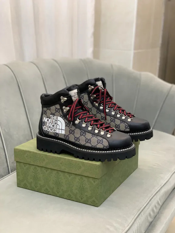 Gucci Shoe