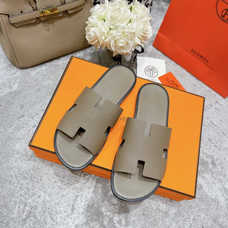 Hermes Shoe