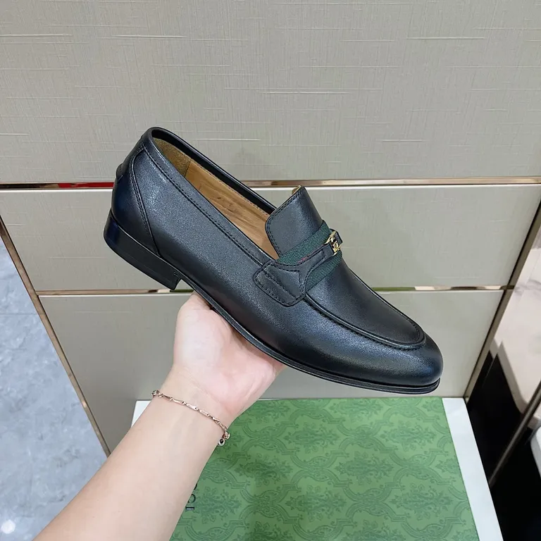 Gucci Shoe