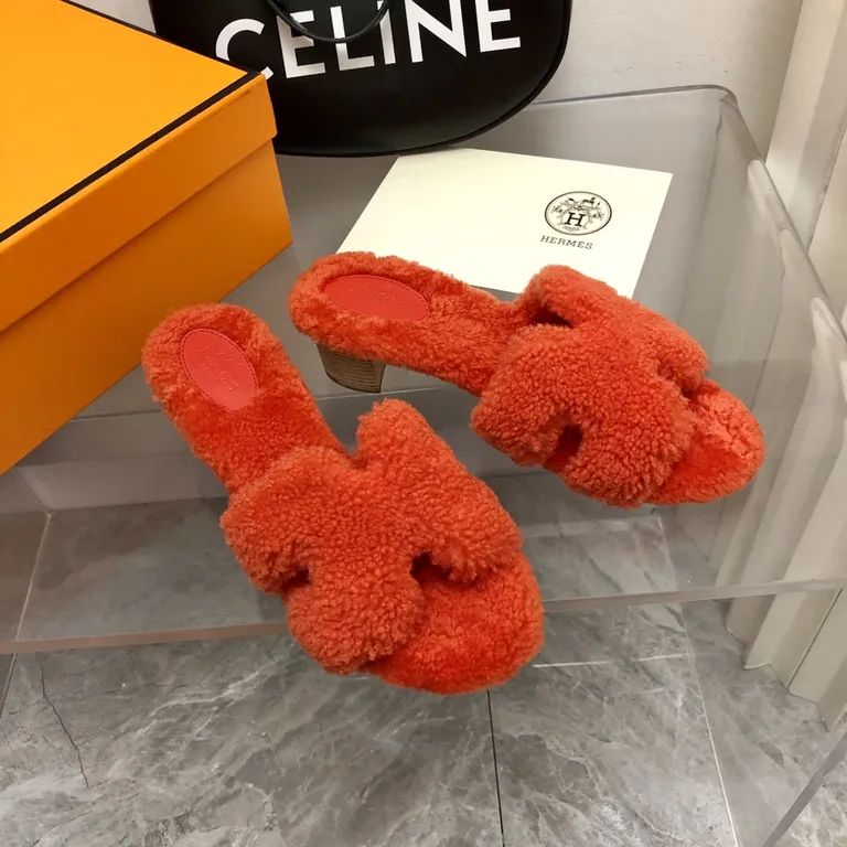 Hermes Shoe