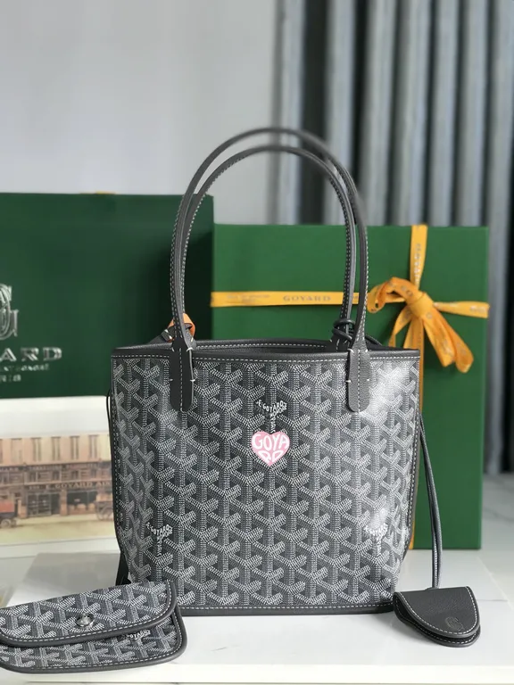 Goyard Bag