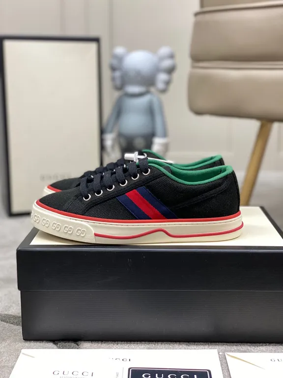 Gucci Shoe