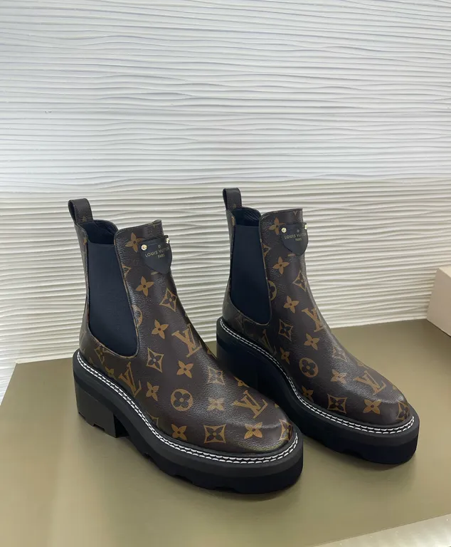 Louis Vuitton Shoe