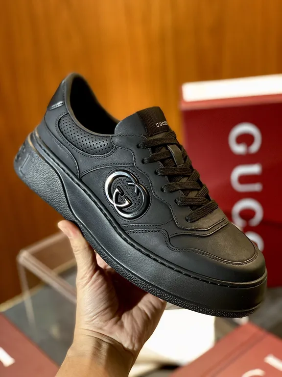 Gucci Shoe