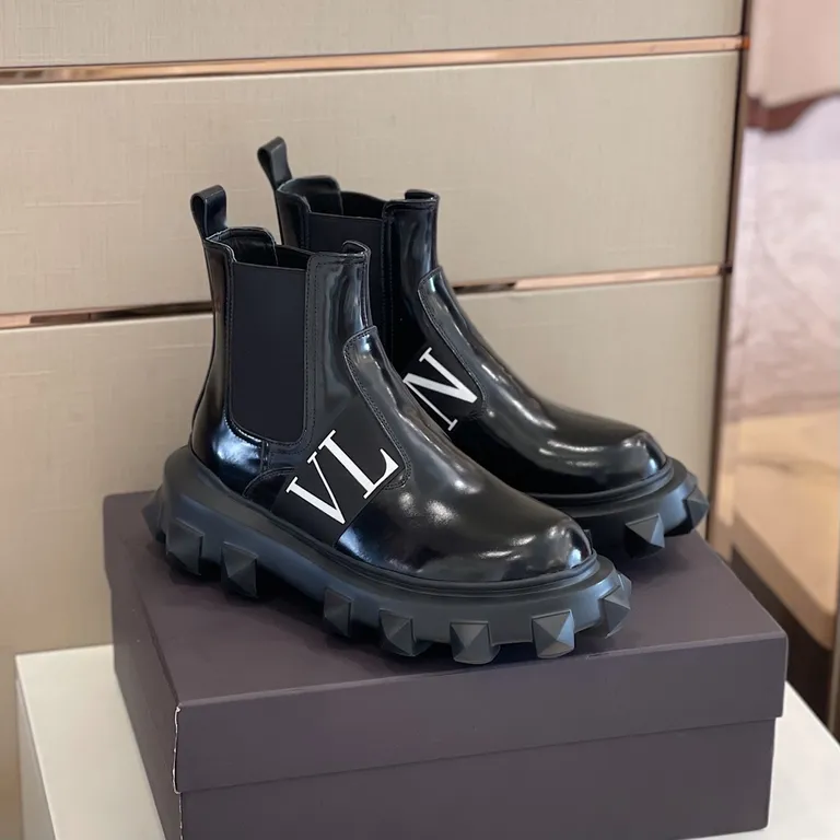 Valentino Shoe