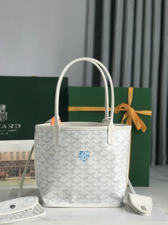 Goyard Bag