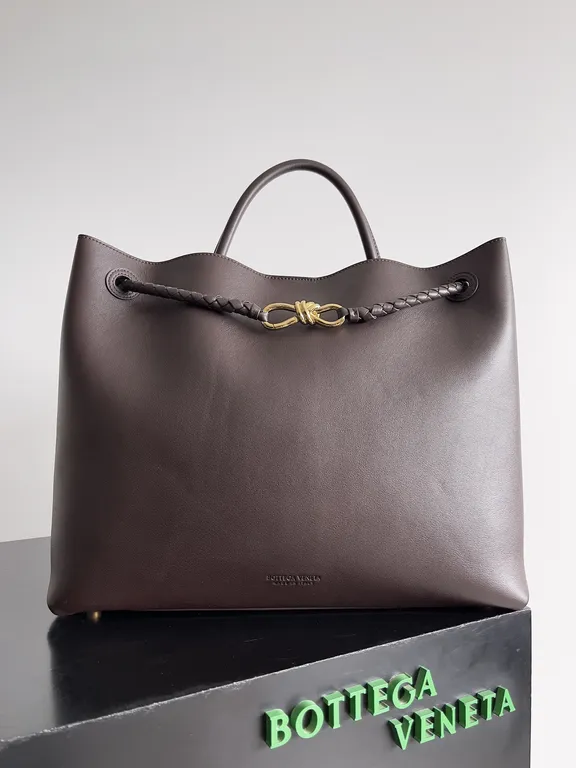 Bottega Veneta Bag