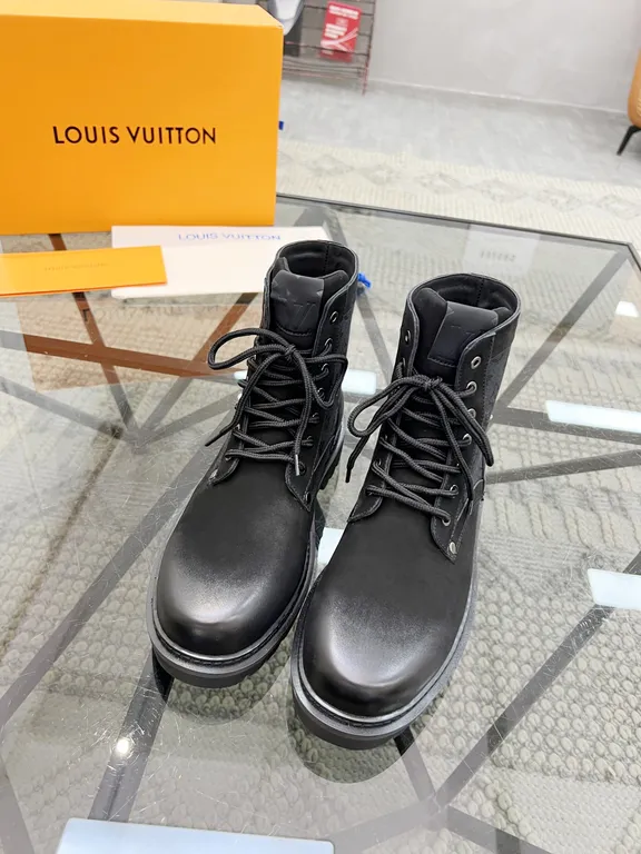 Louis Vuitton Shoe