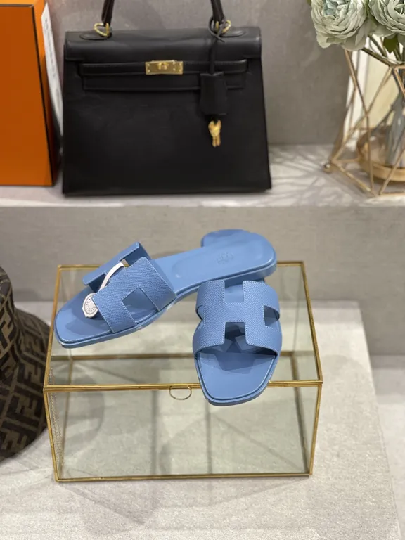 Hermes Shoe