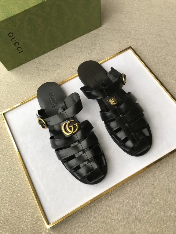 Gucci Shoe